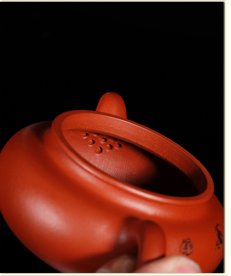 宜兴紫砂壶 原矿小品茶壶 金伯兵朱泥刻绘款