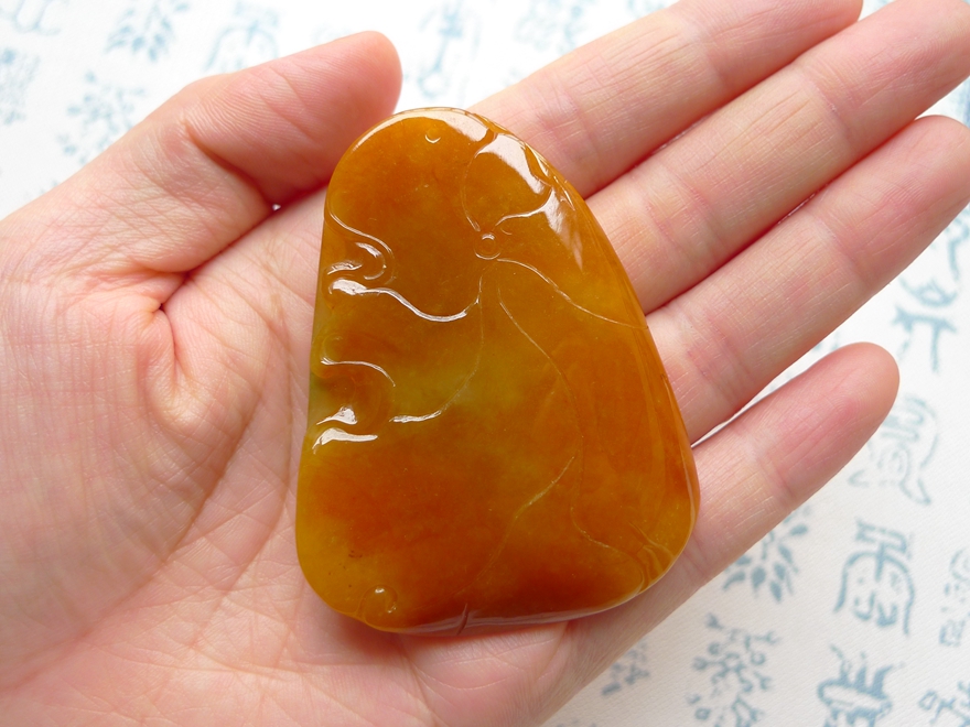 老坑冰糯种 鸡油黄翡翠观音吊坠 44.25克 传世珠宝