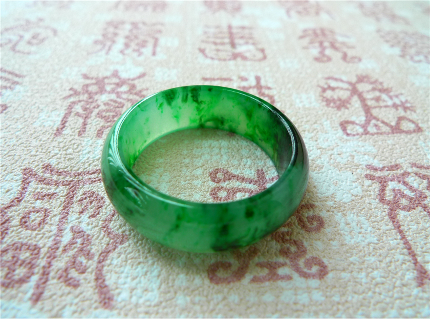 冰糯种飘绿花指环3.77g