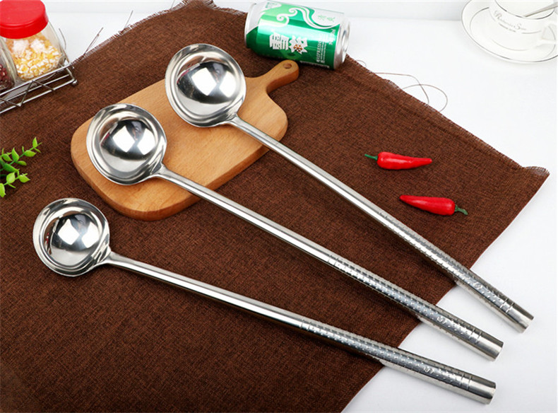 加厚不锈钢小号炒菜勺子厨房马勺大家用厨师酒店厨房用品打菜勺油勺珠