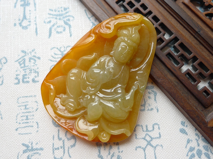 老坑冰糯种 鸡油黄翡翠观音吊坠 44.25克 传世珠宝