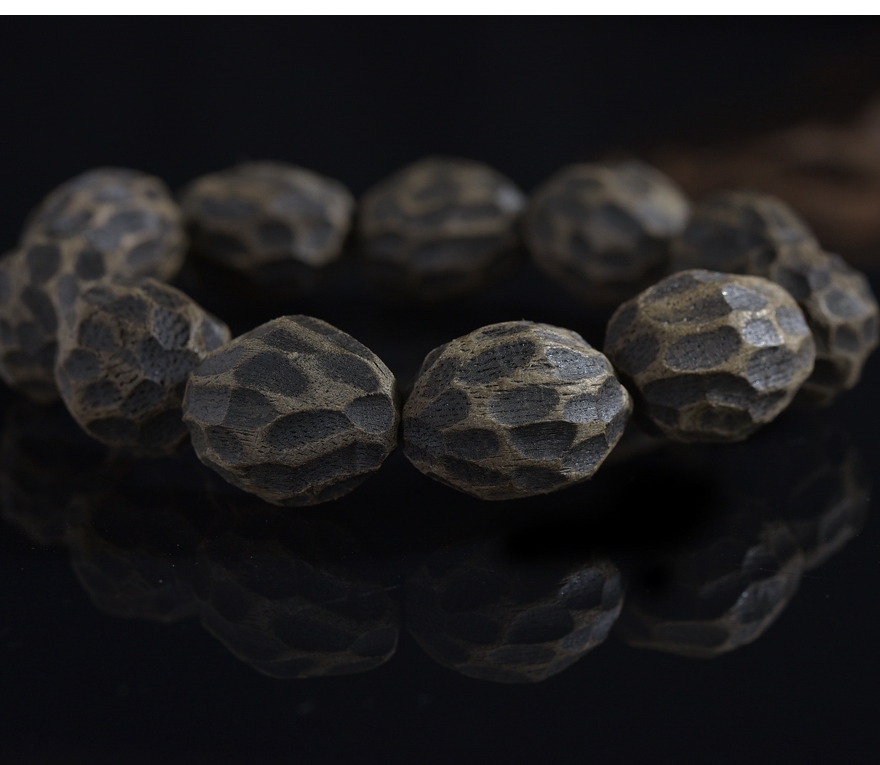 越南黑土泥沉香佛珠手串 甘甜透彻 香气高 沉稳儒雅