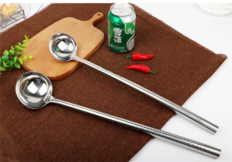 加厚不锈钢小号炒菜勺子厨房马勺大家用厨师酒店厨房用品打菜勺油勺珠