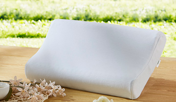 泰国进口舒睡儿童乳胶枕内芯:聚酯纤维 填充:85%聚异戊二烯橡胶 15%