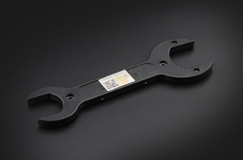 名荣卫浴多功能卫浴套筒水龙头扳手下水器起泡器进水管安装维修工具