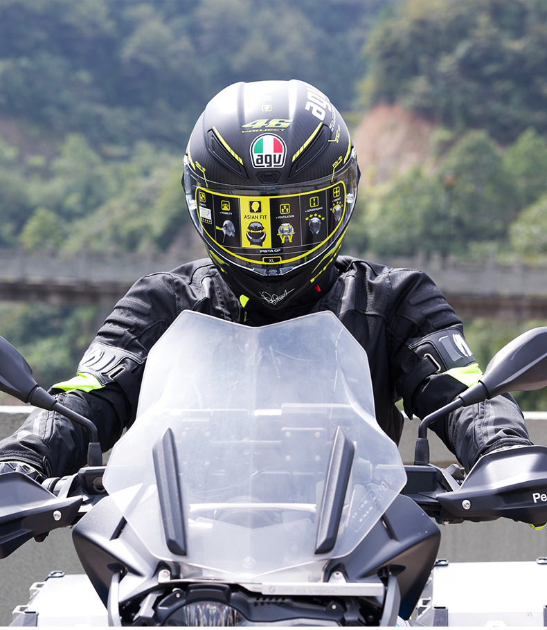 gp rr碳纤维头盔 摩托车赛车全盔机车骑行碳纤盔骑士装备agv头盔