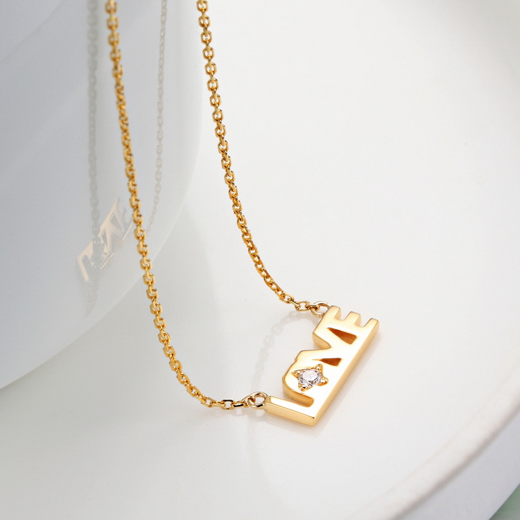 withlove唯爱 黄18k金2分钻石项链彩金锁骨套链个性字母项坠 love