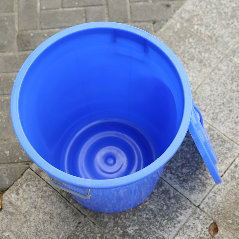 蓝色圆形塑料垃圾桶大号塑料垃圾桶大水桶带盖子有盖食品桶大垃圾桶