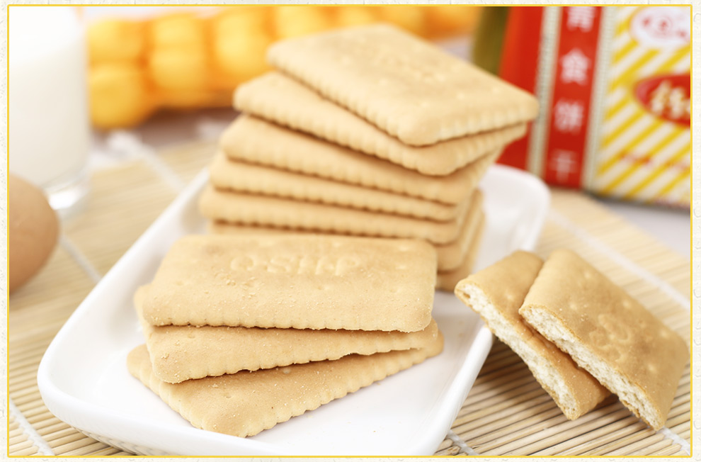 青食【官方直营】精品钙奶饼干 120g奶味酥脆零食营养早餐办公室零食