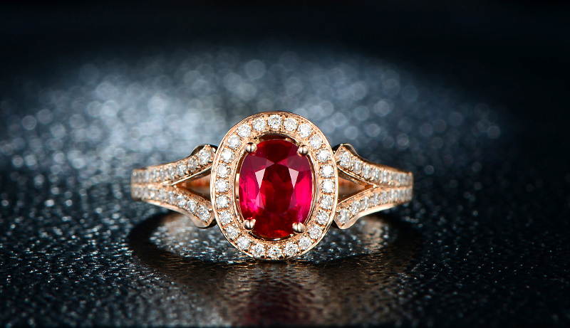 米莱珠宝鸽血红红宝石戒指18k金镶嵌035克拉钻石102克拉15个工作日