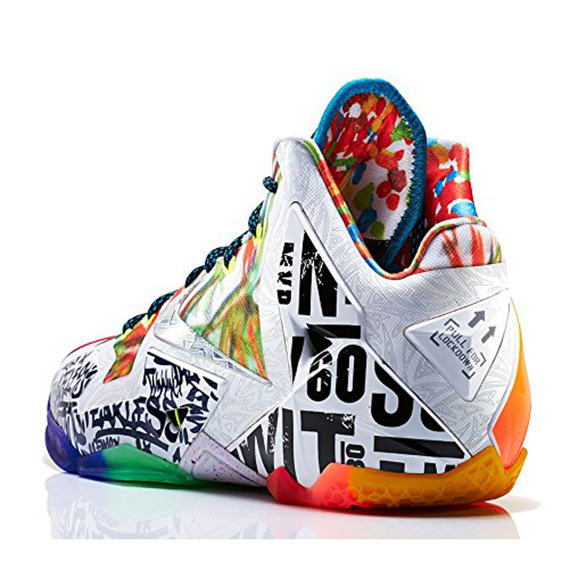 詹姆斯11代鸳鸯篮球鞋限量发行