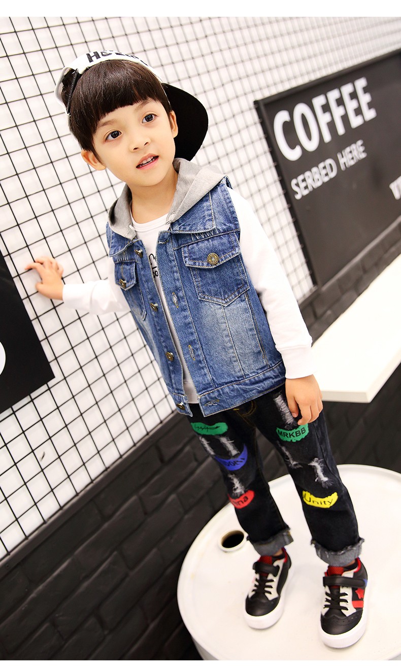 2017新款春秋薄款儿童牛仔马甲翻领男童背心宝宝童装女童坎肩1-3-5岁