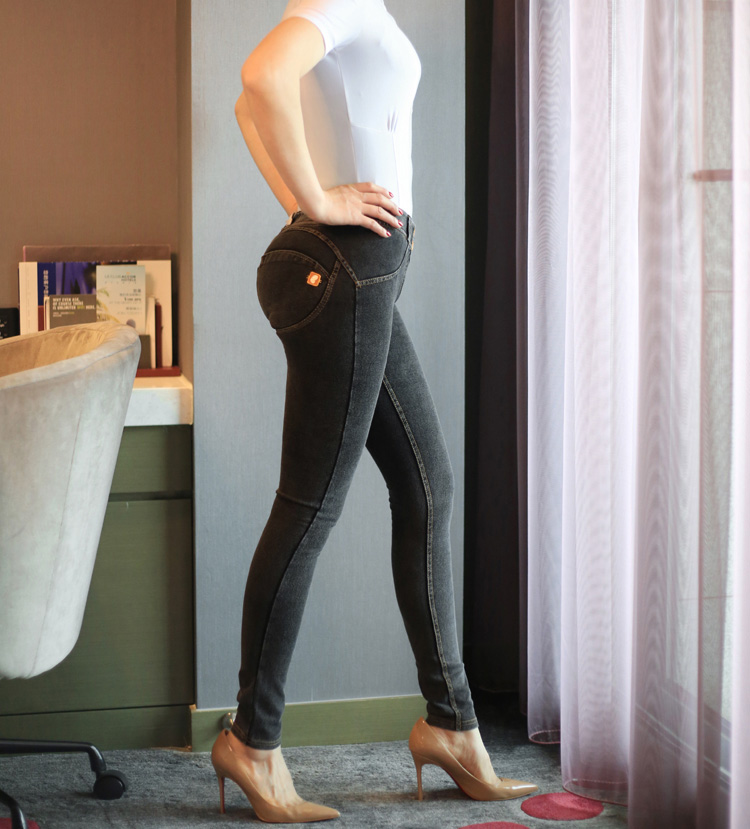 翘臀蜜桃臀牛仔裤提臀紧身运动裤女长裤弹力美臀运动瑜珈健身 浅蓝色