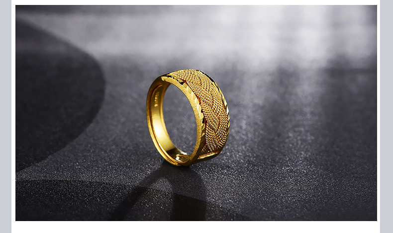 周大生 黄金戒指 时尚大方足金男戒—沉稳 黄金男戒 计价 含工费120元