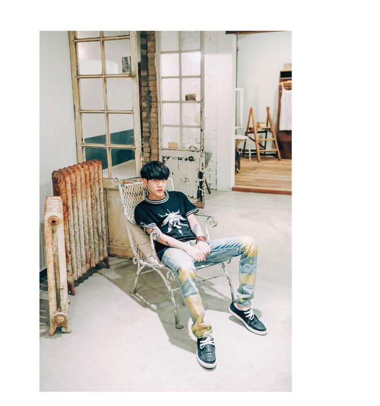 2015短袖t恤倒立枫叶印花t恤男全棉t恤 黑色 xl