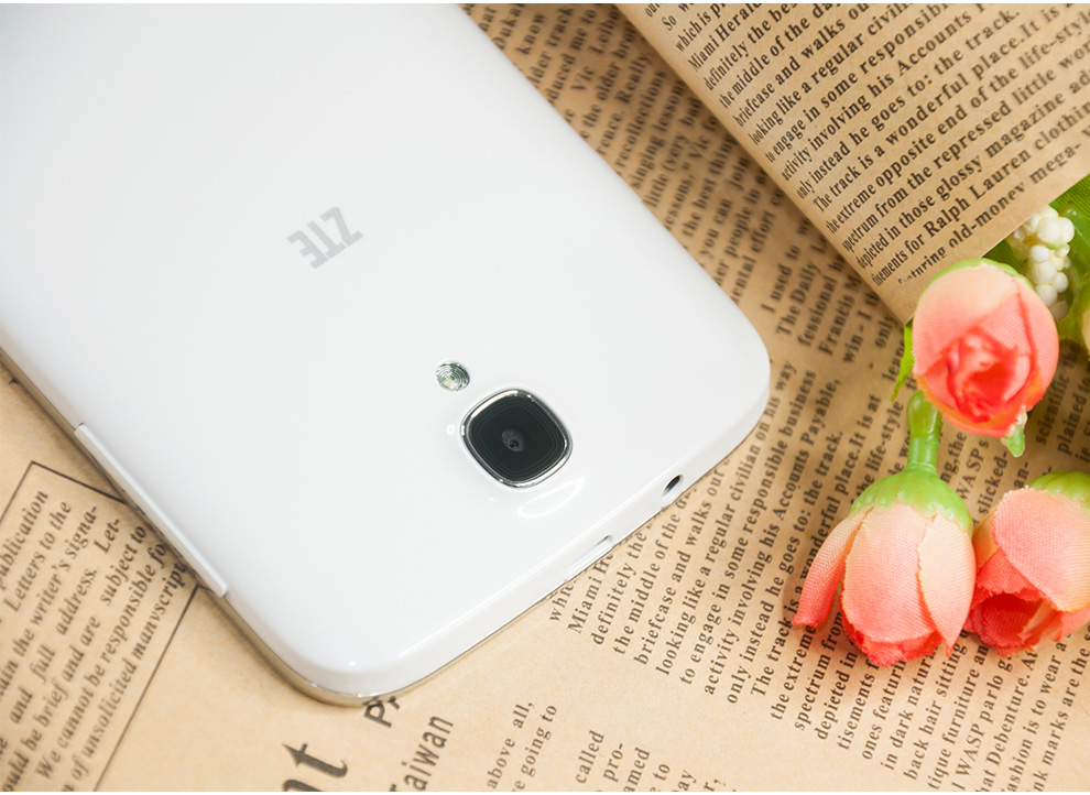 中兴 Q701C 天翼3G 电信手机 （4G ROM） 白色