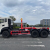 Dongfeng Tianlong 25-ton hook arm garbage truck/removable compartment garbage truck