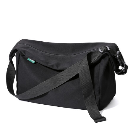 Mo Yi men's messenger bag Japanese ins trend shoulder bag personality casual backpack tide brand student large-capacity shoulder bag black