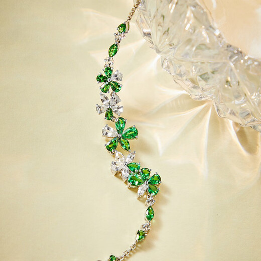 Yicai Jewelry Tsavorite Emerald Bracelet for Women 18K Gold Fashionable High-end Customized Birthday Gift for Girlfriend and Lover Color Natural Gemstone 4.25 Carat Tsavorite Bracelet