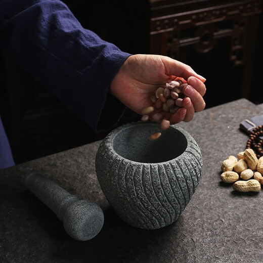 Handmade retro bluestone mortar, garlic pounder, garlic masher, medicine jar, stone cup, bowl, garlic mortar, stone nest, stone pound, vintage threaded old stone mortar 16CM