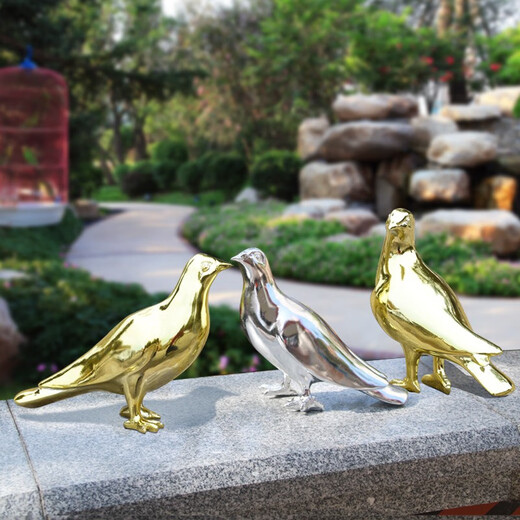 Juyanghui simulated pigeon ornaments animal sculptures imitation stainless steel copper bird swallows outdoor courtyard garden interior decorations a pair of electroplated silver