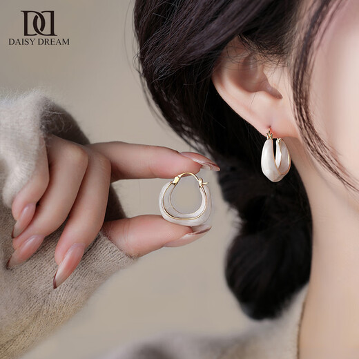 DAISY DREAM plain circle geometric large earrings for women light luxury niche design dripping glazed earrings and ear buckles 2025 new autumn and winter high-end earrings dripping glazed earrings
