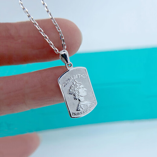 Heye Jewelry Queen's Pendant Tag Platinum Real Gold Pt950 Round Tag and Square Pendant for Women Platinum Women's Car Flower Platinum 950 Queen's Tag Round Tag 3.78g Width 16mmX Height 23mm including buckle