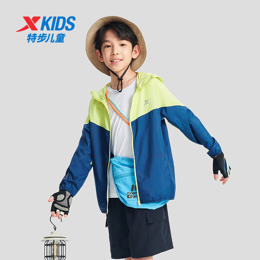 XTEP children's clothing with color matching design, unisex style, breathable and comfortable woven sun protection clothing, Magic Bud Green 170