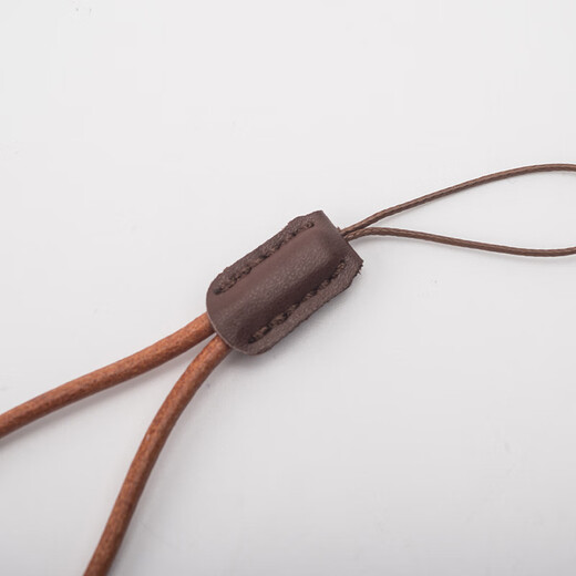 LVZHUYE Cordón de piel de vaca para teléfono móvil, cuerda para dedo corta, hebilla de anillo de dedo hecha a mano, eslinga de cadena colgante con disco en U, colgante de cuero para llave de coche fuerte y duradero, colgante de alta gama, anillo de dedo multifuncional, cordón de piel de vaca creativo corto-1 pieza