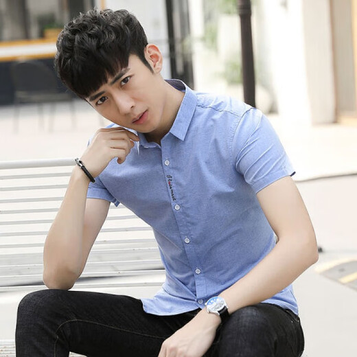 Jingkongtan Dünne Sommer Neues kurzärärmiges Hemd koreanischer Stil der koreanischen Styme der koreanischen Styme hübsches schlankes, gestickeltes Freizeithemd Herren-Trend 826 Weiß L 100-120jin [Jin ist 0,5 kg]