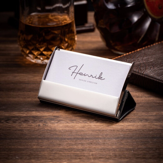 Dänemark Vanlemn Creative Business Car Visitenkartenbox Tragbarer Kartenbeutel Desktop Personalisierte High-End-Visitenkartenhalter kostenlos benutzerdefinierte Logo Khaki