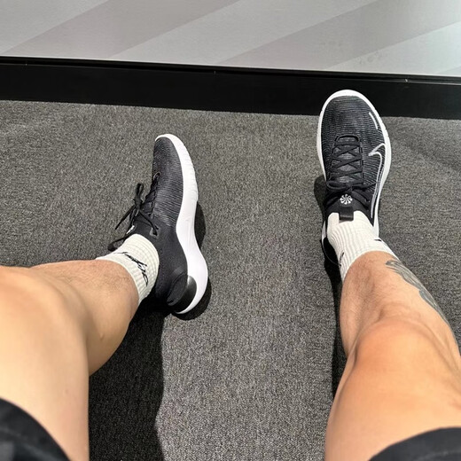 耐克（NIKE）运动鞋男鞋夏季新款FREE RN赤足跑步鞋缓震透气舒适休闲鞋 FB1276-002黑白 40.5