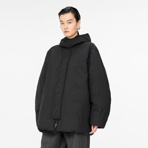 江南布衣（JNBY）【防泼水】商场同款24冬新品宽松连帽羽绒服5OBC12590 001/本黑 XS