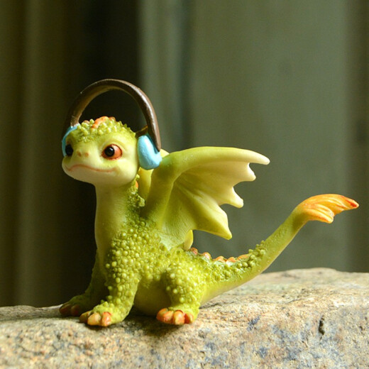 Really comfortable and creative, cute little dragon ornaments, living room crafts, cartoon dolls, resin simulation animal decoration, gift for boyfriend, dragon reading on stone