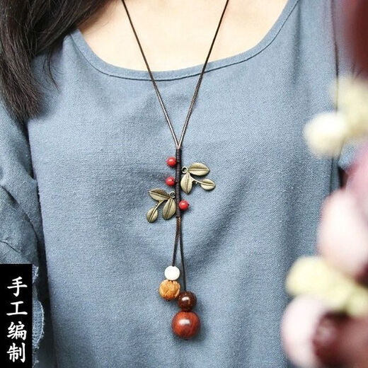 Qindu ethnic style retro agate pendant temperament women's long necklace versatile simple sweater chain pendant Mother's Day gift chicken wing wood style