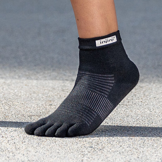 Injinji five-finger socks mid-tube thin professional waterproof blister running socks coolmax sports quick-drying toe socks black M (40.5-44)