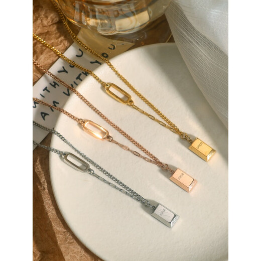 Fat Donglai's same style 18k gold necklace that does not fade, small gold bricks, women's 2023 new style niche, 18k gold, double fortune, small gold bar necklace