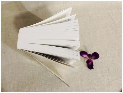 Véritables 1 700 paires de comparaisons d'utilisation de mots synonymes Synonymes chinois Synonymes chinois Ouvrage de référence pédagogique pour les enseignants de chinois langue étrangère