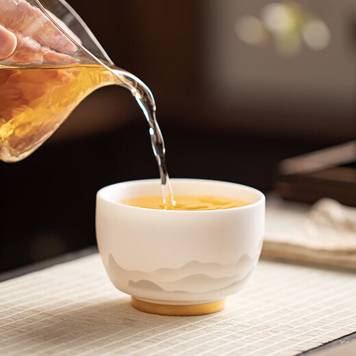 Gold inlaid jade mutton fat jade porcelain household ceramic tea cup master cup tea bowl kung fu tea set gift box Yunshan master cup