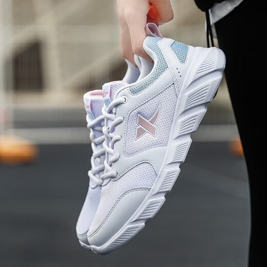 XTEP (XTEP) women's shoes and sneakers for women in summer season fashionable lightweight soft sole shock-absorbing rebound leather mesh casual running shoes 7001 white lan [mesh] 39