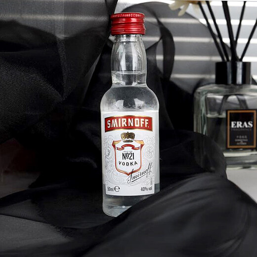 
Yege, foreign wine, whiskey, rum, vodka, small bottle, wine version, cocktail, convenience store mix base wine, Smino red card vodka 50ml*4 bottles