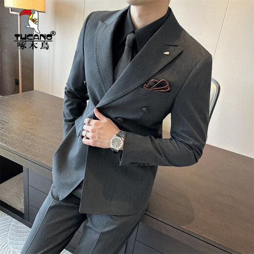 Woodpecker (TUCANO) brown double-breasted suit men's suit British slim men's large size suit three-piece wedding groom's suit trendy dark green (suit + vest + trousers) 4XL 58 (158-173Jin Jin equals 0.5 kg)