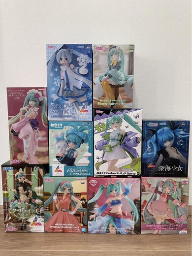 Version japonaise Spot Lunes Factory Middle Ancient Hatsune Miku Beauty Series Scène Scène Spot Taito Purple foncé