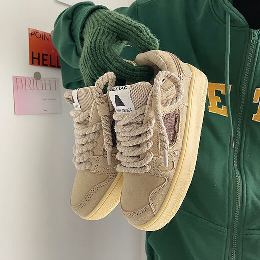 
Bisi sheep shoes men's new spring ins college style sports shoes versatile thick sole height-enhancing moral training shoes casual couple bread shoes 9920 khaki 38