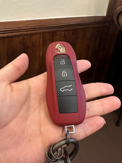 Bordeaux красная кожаная кожа Porsche Key Shell Cayenne Macan/911 Paramela 718 Taycan Key Cover B Bordeaux Red [ABS] Одиночная оболочка + щит