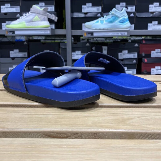 阿迪达斯（adidas）运动拖鞋男鞋夏季新款户外沙滩鞋轻便舒适透气休闲一字凉拖 GV9713 39 (240mm)