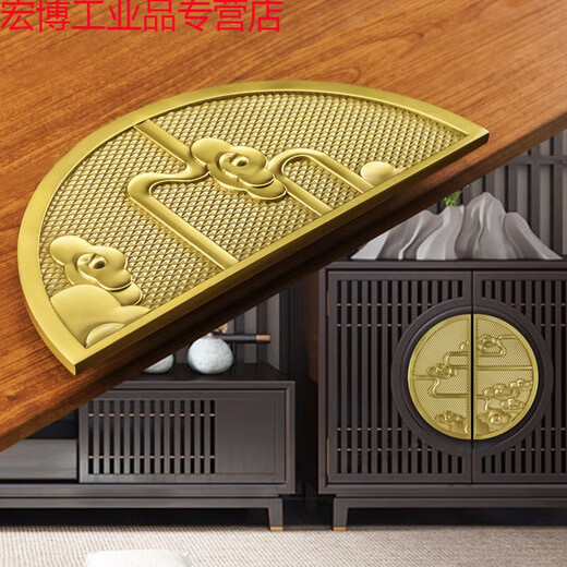 Le village de Shantoulin convient aux poignées de cuivre. Les nouvelles portes d'armoires de style chinois sont des poignées rondes à double ouverture. Les poignées de porte de la garde-robe de l'armoire sont modernes. GBT12176 Paire de diamètres Xiangyun 180 trous.