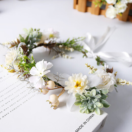European and American new style garland headband bridal headdress retro bohemian travel vacation simulation garland headdress 58382 (approx. 19cm)
