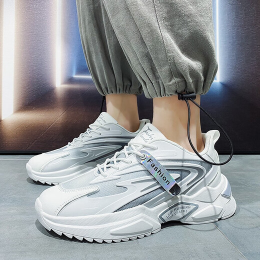 Chaussures masculines mvpboy Autumn et Summer Dad Shoes NOUVELLES CHAISSOIRES MENS MENS des chaussures à tendance des hommes Houstable Sports Sole épaisse seme