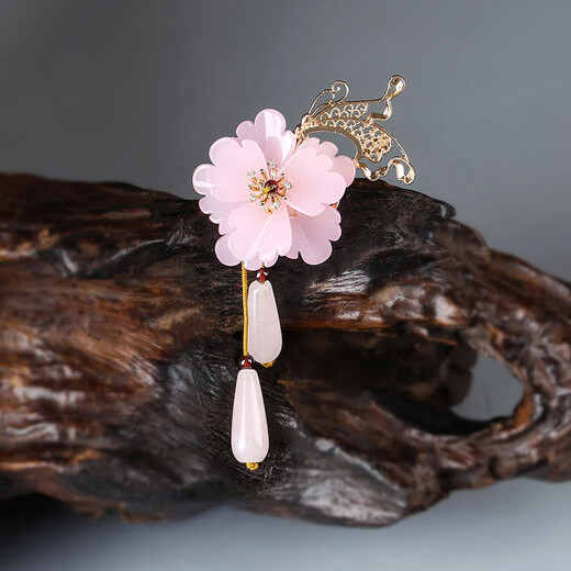 Ancient sayings, modern style brooch, pink corsage, Chinese style cheongsam pendant pin, women's sweater accessories, flowers, high-end luxury retro temperament